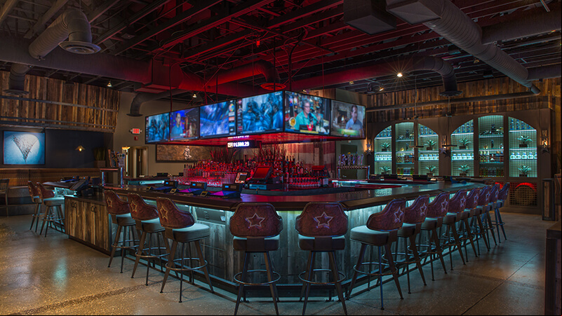 PT’S RANCH Bar