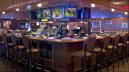 PT’S PUB Bar
